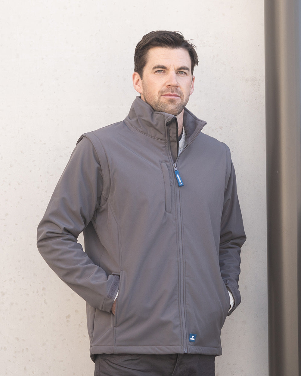 Solid Landy Softshell Jacket in Charcoal