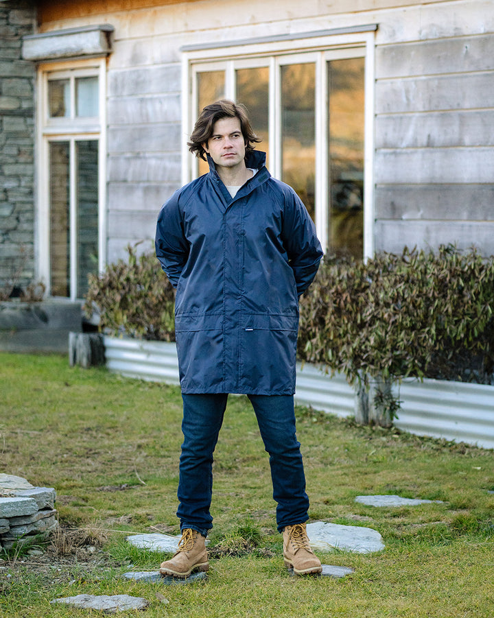 Cascade Jacket in Navy