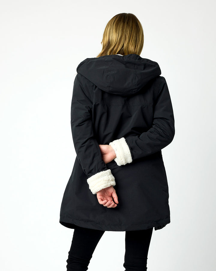 Hestia Coat in Black